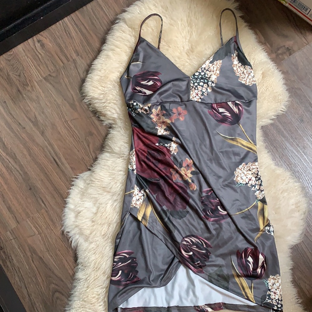 👗 NEVER WORN, Swimming CoverUp Dress - Picture 2 of 3